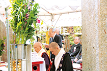 大老連供養塔法要